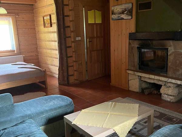 Zielony Domek apartament z kominkiem