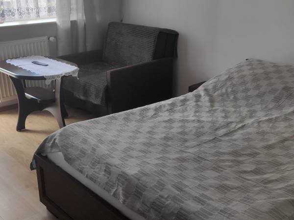 Pokój nr 8 z łazienką i balkonem 