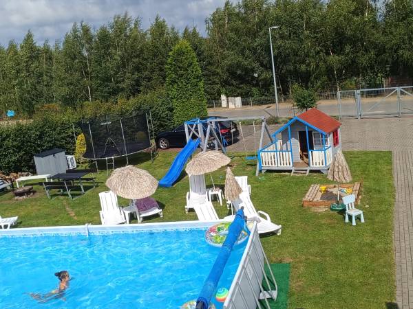 otoczenie basen Nadmorska Oaza
