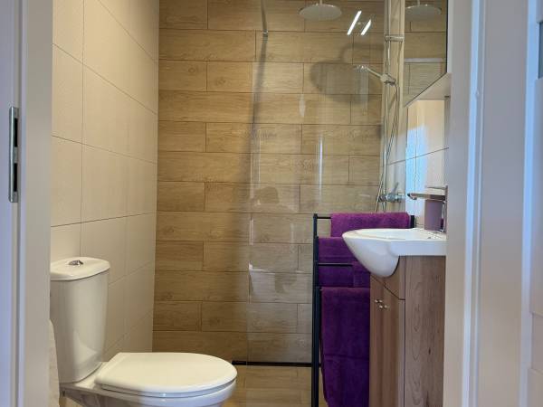 APARTAMENT FIOLETOWY