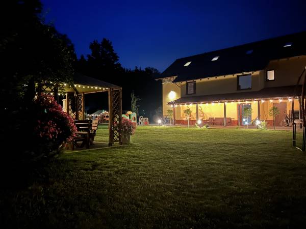 Gajówka - Całoroczne Pokoje i Apartamenty