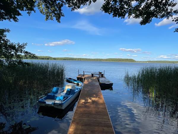 Dom nad jeziorem na Mazurach
