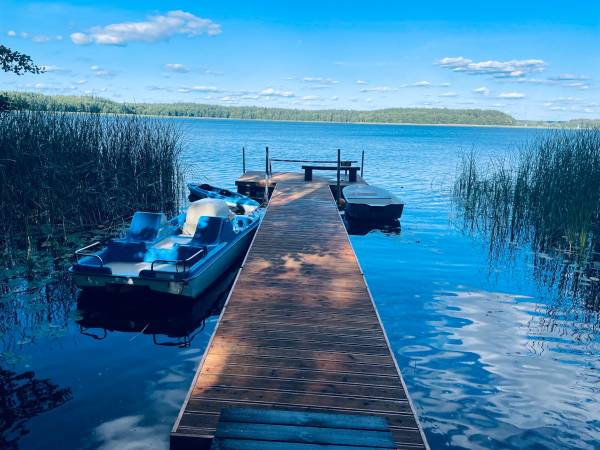 Dom nad jeziorem na Mazurach