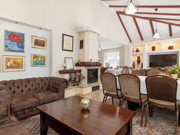 Willa Karmazynowa Przystań