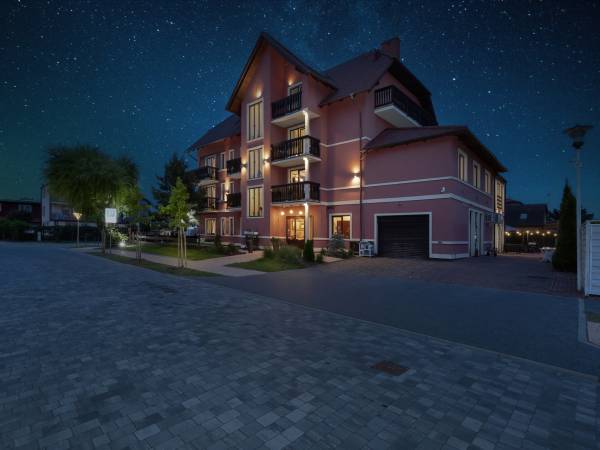 Willa Karmazynowa Przystań