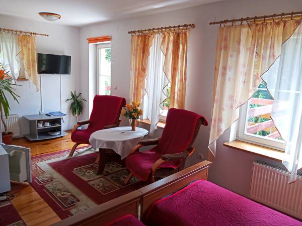 Eden Komfortowe Pokoje i Apartament