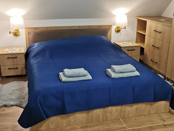 Sypialnia w nowym domku 