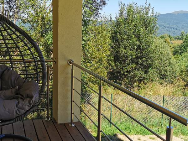 Weranda z widokiem na Połoniny 