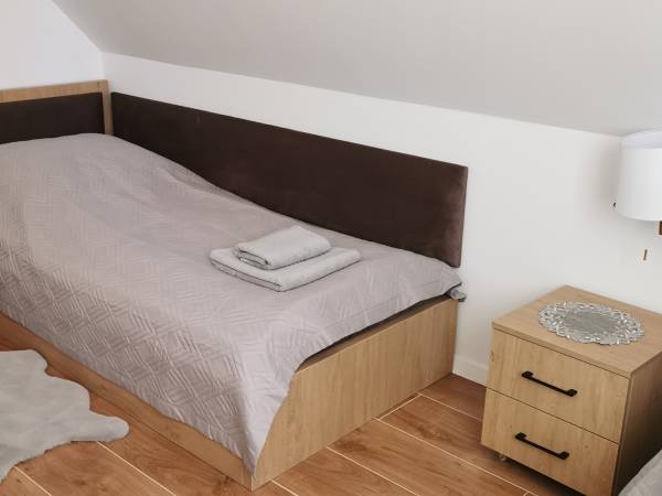 Sypialnia w nowym domku 