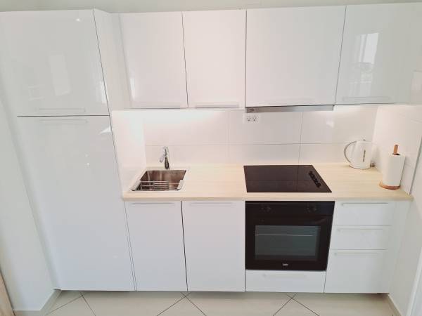 Enelani Apartamenty - tuż obok Trogiru!