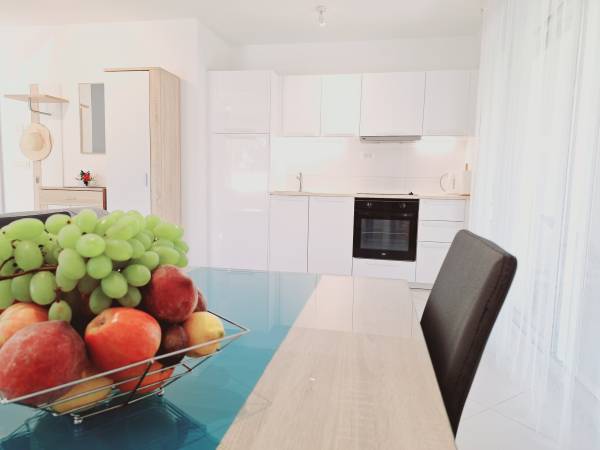 Enelani Apartamenty - tuż obok Trogiru!