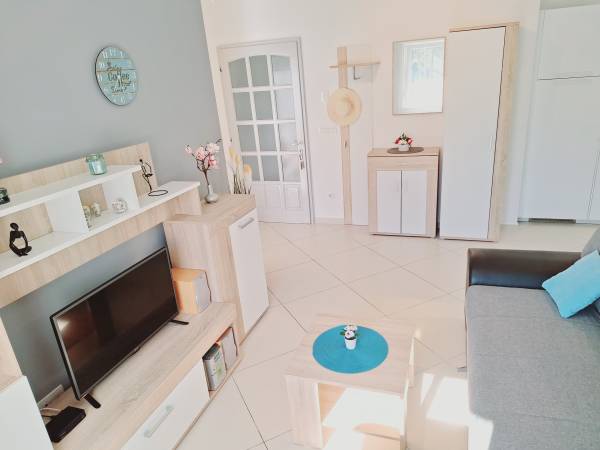 Enelani Apartamenty - tuż obok Trogiru!