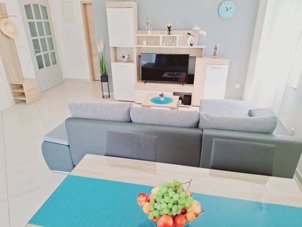 Enelani Apartamenty - tuż obok Trogiru!