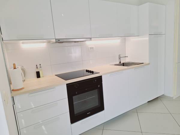 Enelani Apartamenty - tuż obok Trogiru!