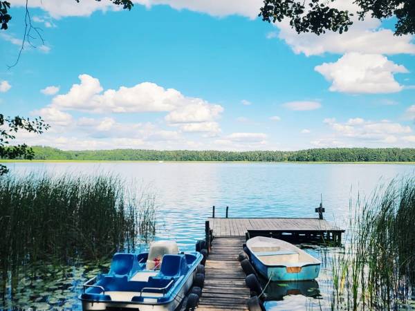 Dom nad jeziorem na Mazurach