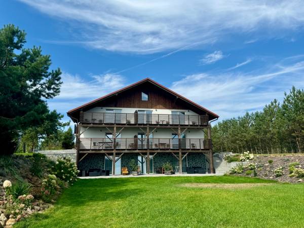 Port od strony ogrodu