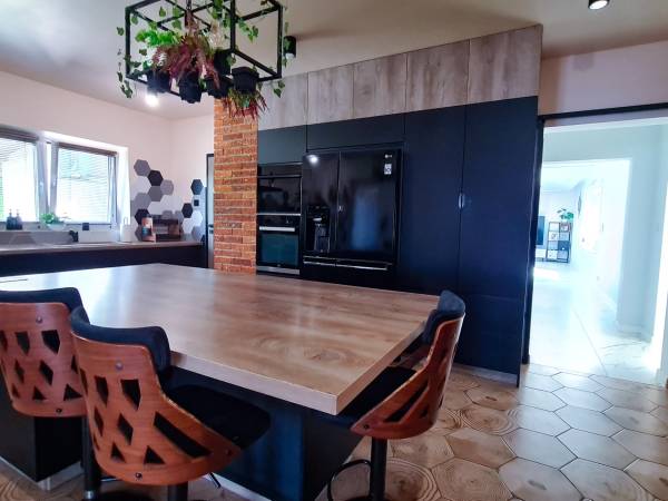 Rezydencja "Matiaszówka" 280m2 z Jacuzzi, Sauną i Balią Na Wyłączność.