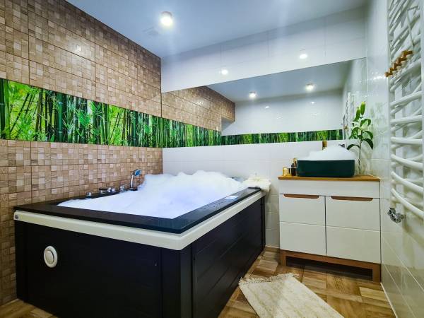 Rezydencja "Matiaszówka" 280m2 z Jacuzzi, Sauną i Balią Na Wyłączność.