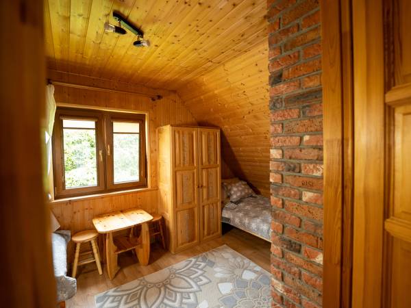 sypialnia trzyosobowa