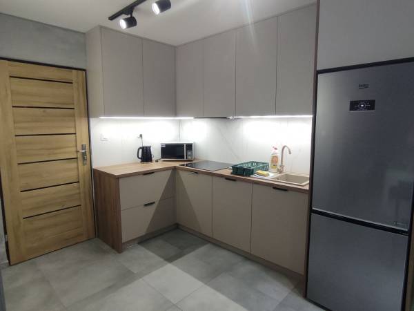 KINGASERWIS Pokoje do wynajęcia