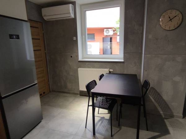 KINGASERWIS Pokoje do wynajęcia