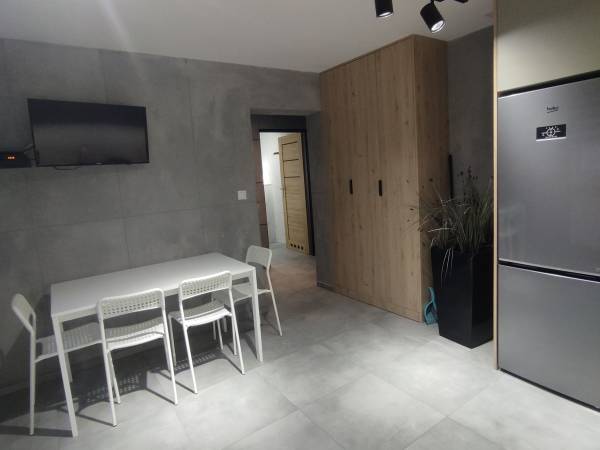 KINGASERWIS Pokoje do wynajęcia