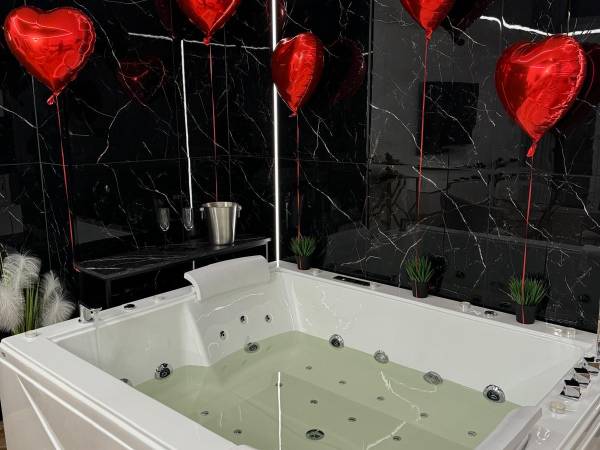 Apartament z jacuzzi na wyłączność Dolina Baryczy Żmigród