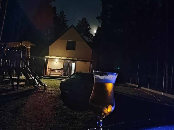 Domek pod Sosnami Całoroczny z Balią Ogrodową