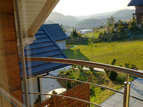 Widok z górnej sypialni.