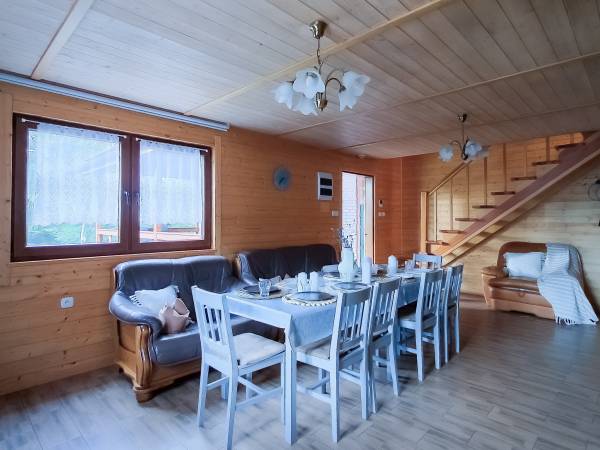 Dom nr 2 kuchnia z jadalnią