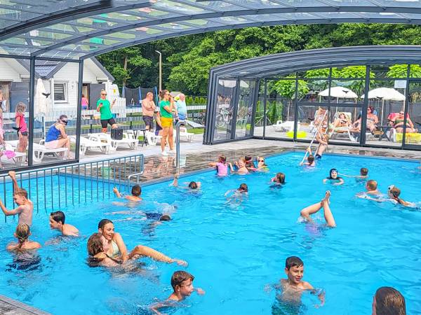 Domki z krytym basenem