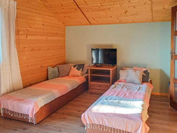 Dom nr 1 duża sypialnia na piętrze