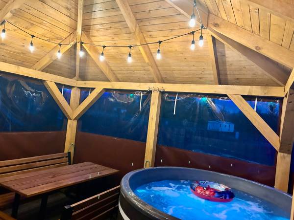 Domki WESTERN HOUSE Giżycko Fuleda Sauna Jacuzzi Kominek