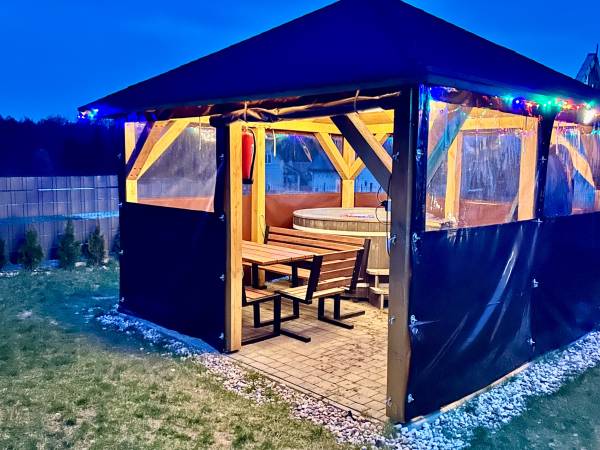 Domki WESTERN HOUSE Giżycko Fuleda Sauna Jacuzzi Kominek
