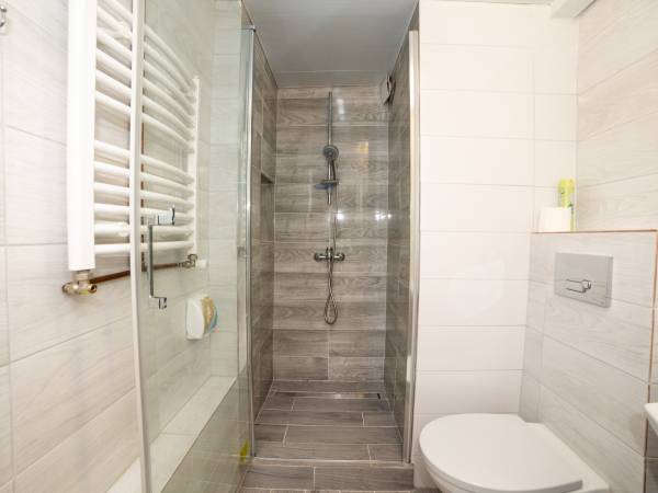 PARTER - Pokój nr 1 - Łazienka