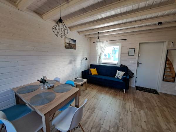 Salonik i jadalnia na parterze