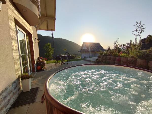 Domek z Jacuzzi nawyłączność