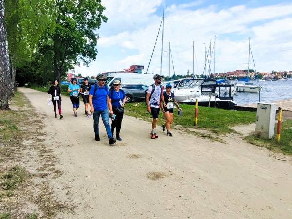 Spacer wzdłuż jez.Mikołajskiego-600 m