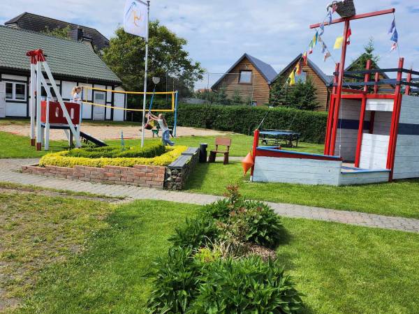 tyrolka,boisko do siatkówki