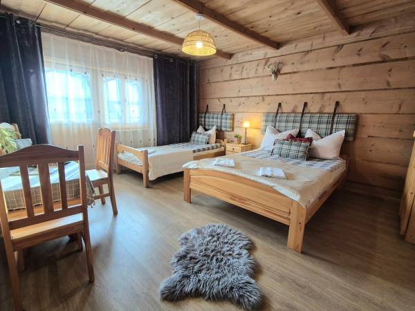 Apartament 7-osobowy, pokój 3-osobowy