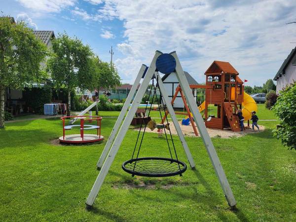plac zabaw mniejszy