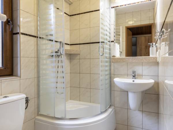 Łazienka pokój 3-osobowy