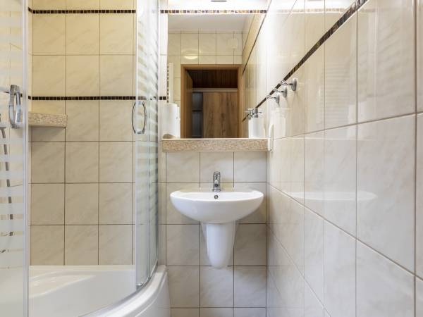 Łazienka pokój 3-osobowy