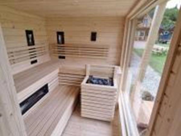 DOMKI ZIELONE SKAŁKI