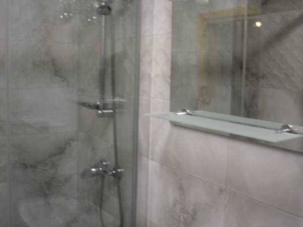 Apartament 4 osobowy - łazienka