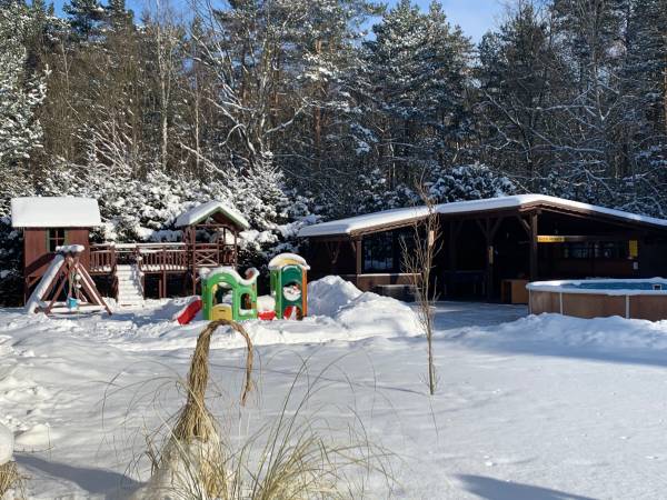 Gajówka - Całoroczne Pokoje i Apartamenty