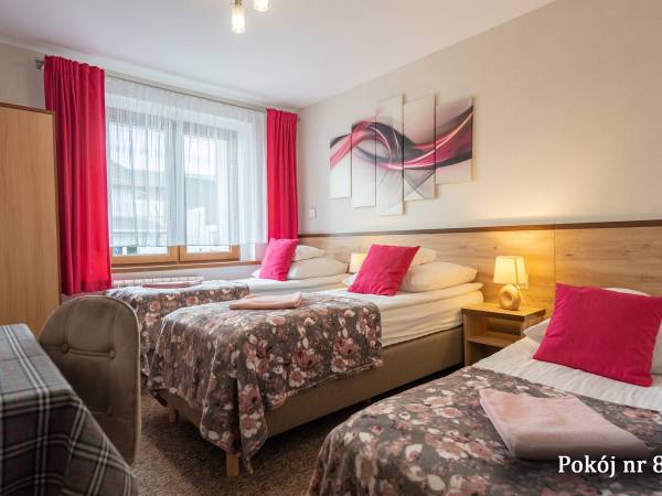 POKÓJ nr. 8