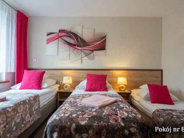 POKÓJ nr. 8