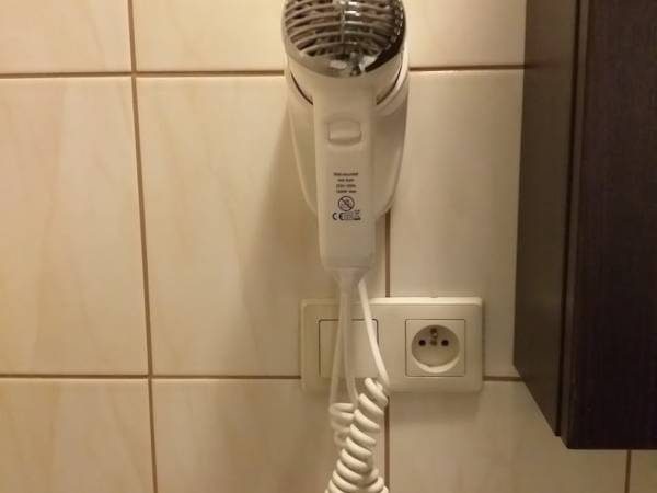 SUSZARKA W KAŻDEJ ŁAZIENCE