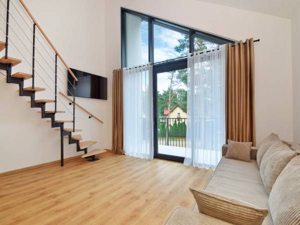 apartament z antresolą od strony ulicy